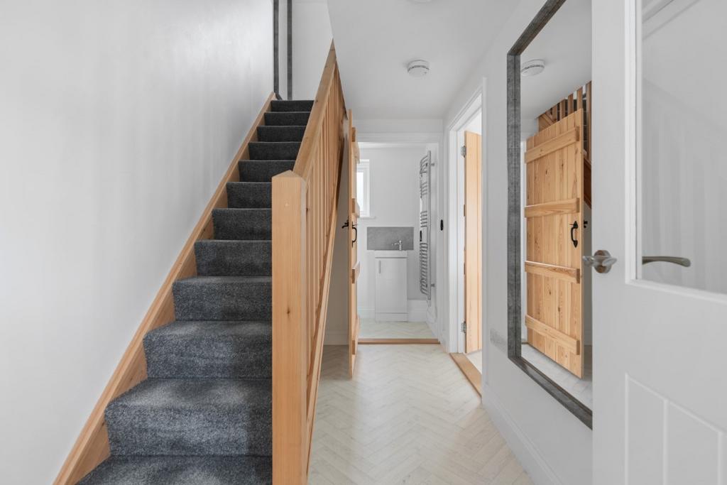 3 Medium T202509241445.jpg