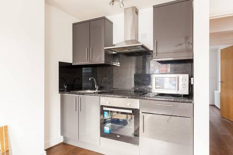undefined, Hackney Road, London Fields, London, E2