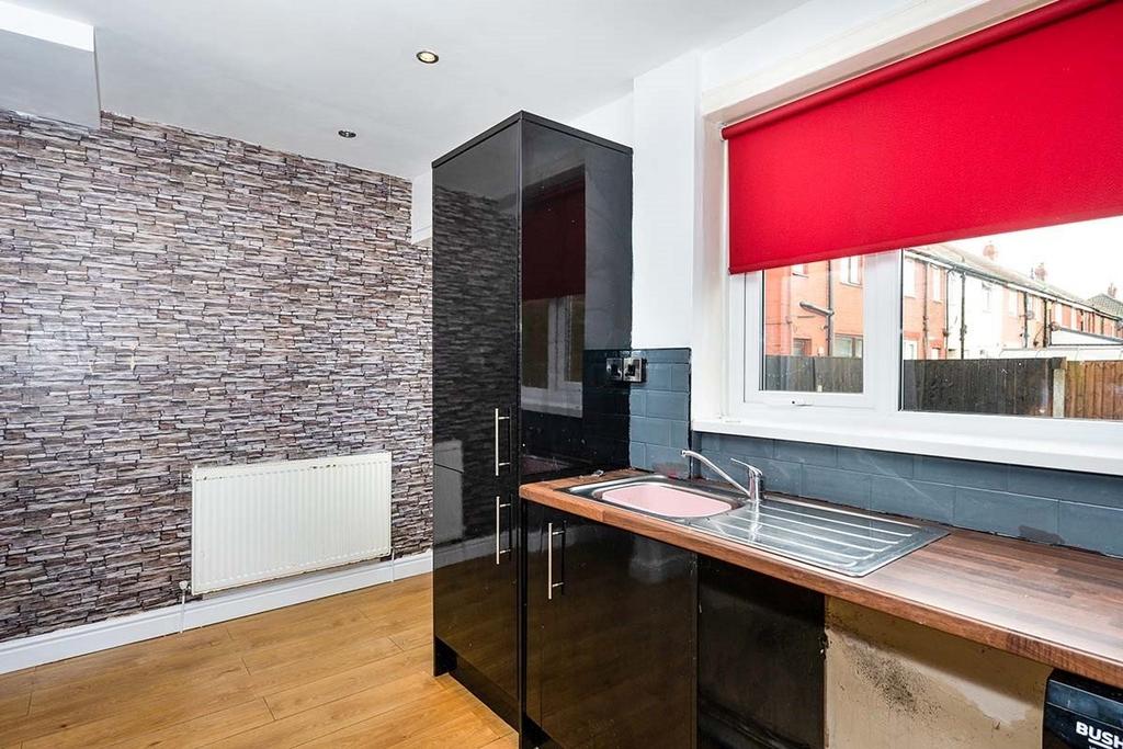Kitchen 2