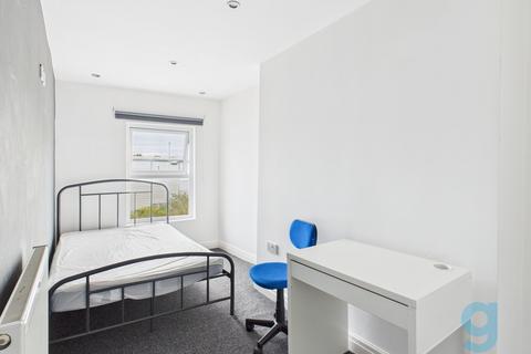 7 bedroom house of multiple occupation to rent, Picton Road, Wavertree, L15
