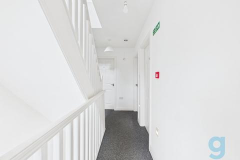 7 bedroom house of multiple occupation to rent, Picton Road, Wavertree, L15