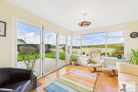 3 bedroom detached bungalow for sale, Gotrel Estate, Verwig Rd, Cardigan