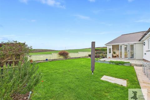 3 bedroom detached bungalow for sale, Gotrel Estate, Verwig Rd, Cardigan