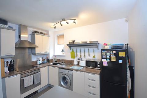 2 bedroom flat for sale, Alchester Court, Northamptonshire NN12