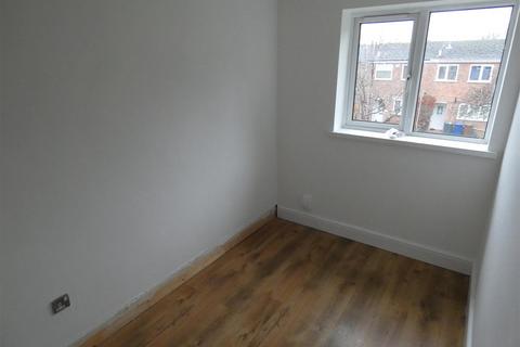 undefined, Ascot Close, Burton-On-Trent