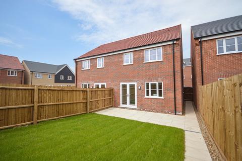 undefined, Fortress Road, Carbrooke, IP25