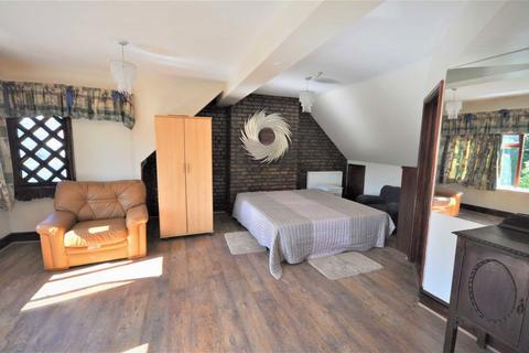 undefined, Whitchurch Lane, Edgware HA8