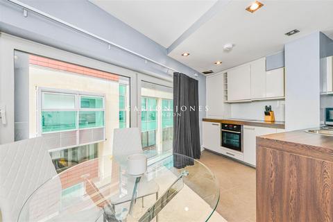 undefined, 4 Salamanca Place, Vauxhall, London, SE1