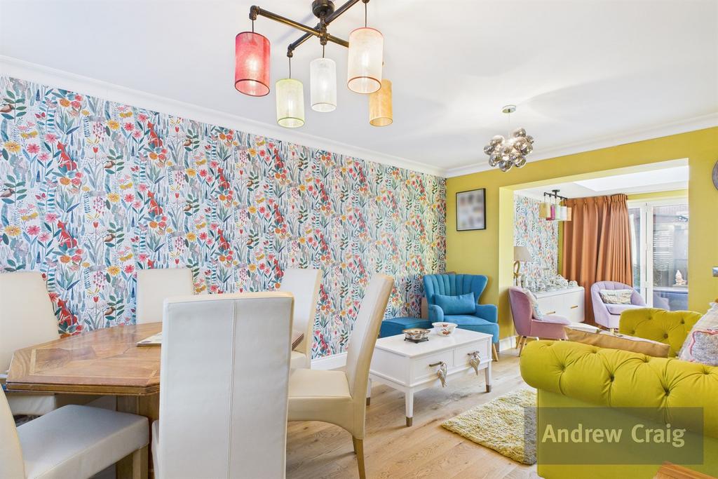 Lounge Diner Into Su