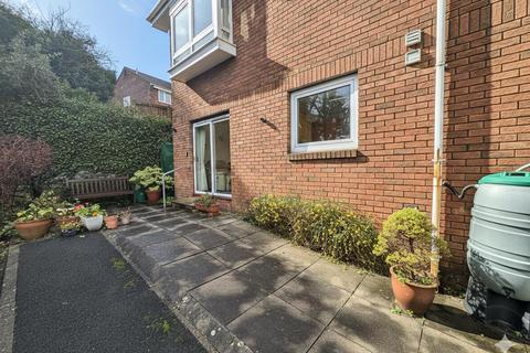 2 bedroom flat for sale, Pine Tree Court, Sketty, Swansea