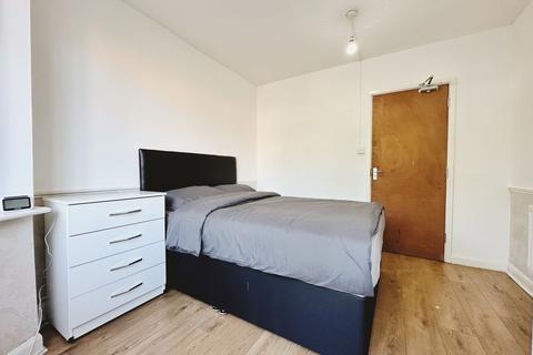 Room 1, Gospel Lane, Birmingham, B27