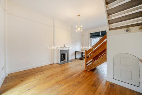 2 bedroom flat to rent, Kempshott Road, London, SW16