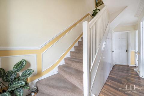 3 bedroom terraced house for sale, Woodward Road, Dagenham
