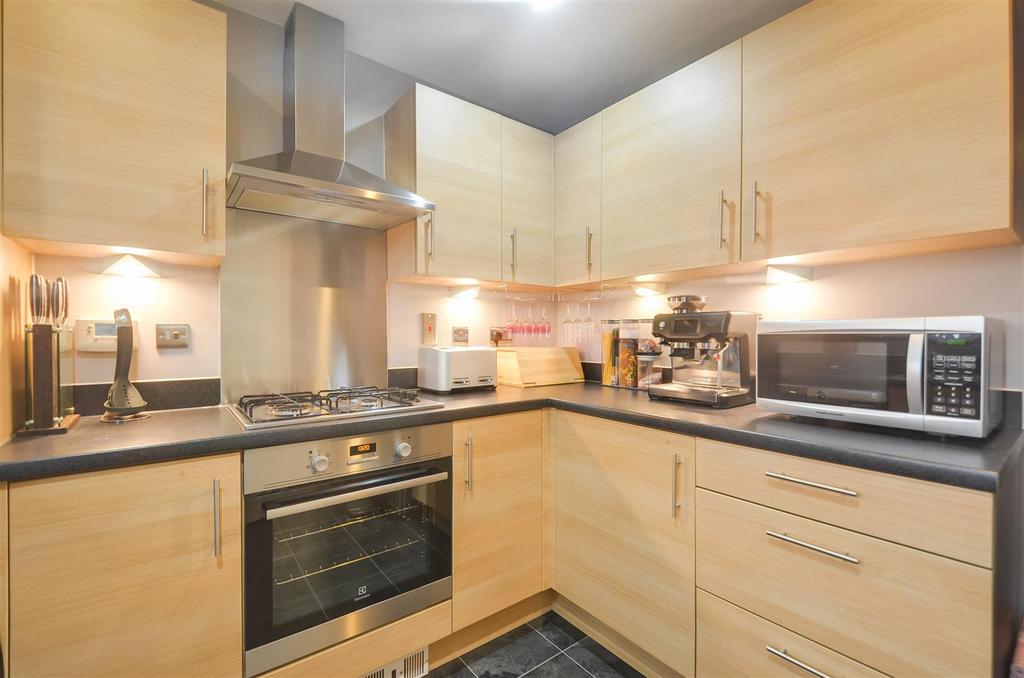 Kitchen (4) copy.jpg.jpeg