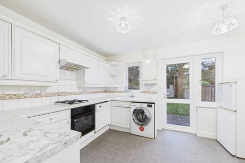 2 bedroom terraced house to rent, Laureate Way, Hemel Hempstead, HP1