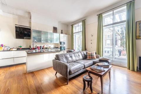 undefined, Holland Park Avenue, London, W11
