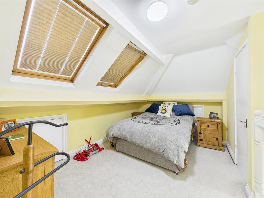 Bedroom: