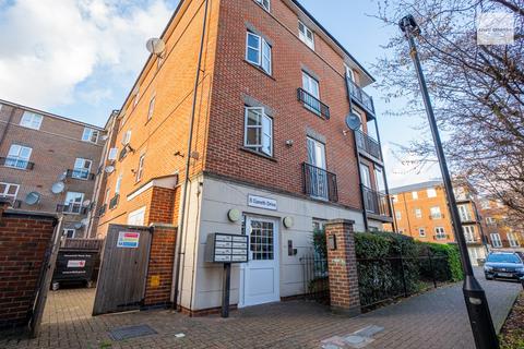 1 bedroom flat for sale, Gareth Drive, London N9