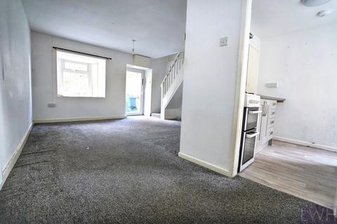 2 bedroom house for sale, Baptist Square, Pwllheli
