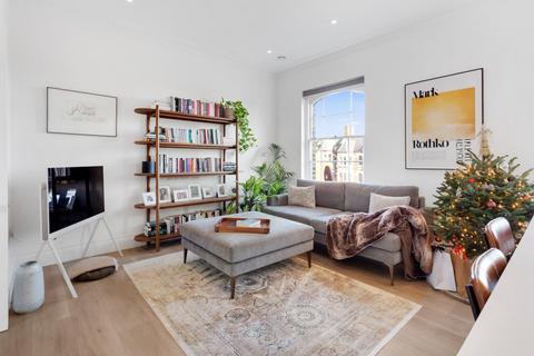 2 bedroom flat to rent, Archway Road, London, N6