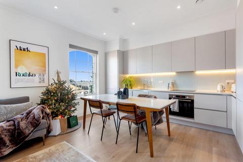 2 bedroom flat to rent, Archway Road, London, N6