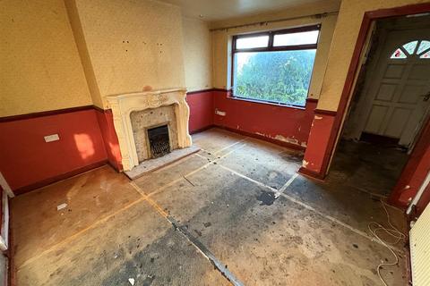 undefined, Listing Lane, Liversedge