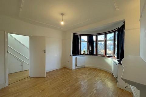 4 bedroom semi-detached house to rent, Kingshill Drive,  Harrow,  HA3