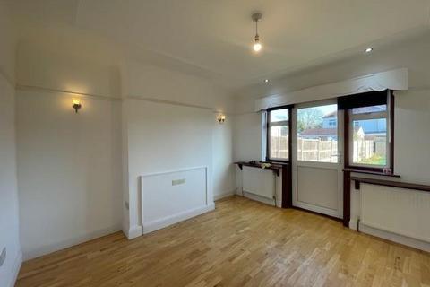 4 bedroom semi-detached house to rent, Kingshill Drive,  Harrow,  HA3