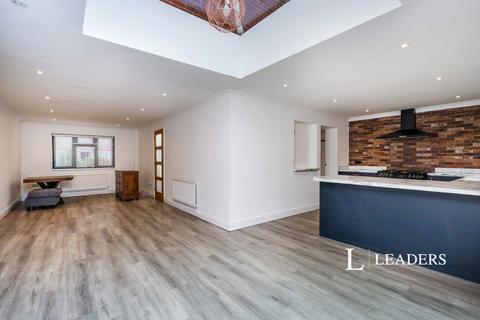 undefined, Hadlow Avenue, BN23