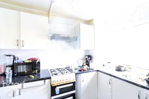 3 bedroom maisonette for sale, Boyce Way Plaistow, London
