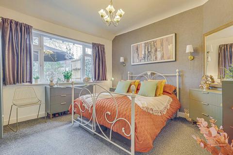undefined, Cliffsea Grove, Leigh-on-sea, SS9