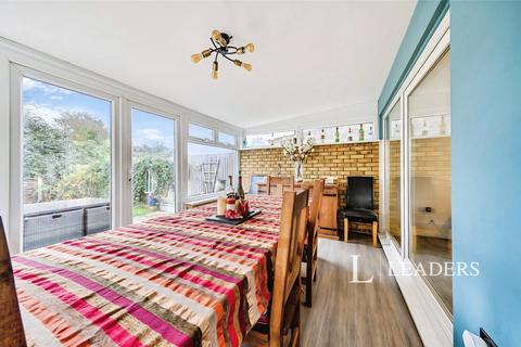 3 bedroom semi-detached house for sale, Millfields, Writtle, Chelmsford