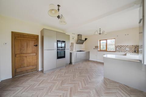 undefined, Churchend, Tewkesbury GL20