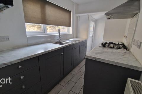 2 bedroom terraced house to rent, Eastgate Terrace, ROCHESTER
