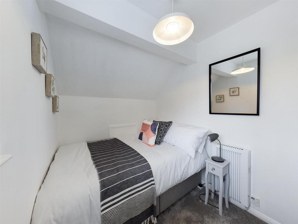 CAM00214 P1-PR0057-STILL08.jpg