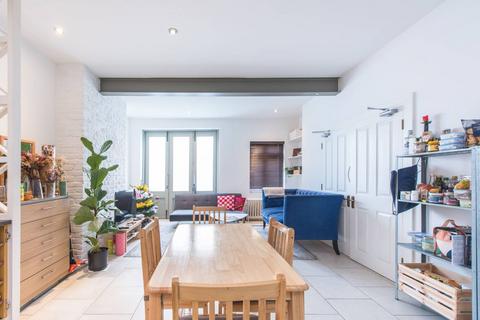 undefined, Victoria Mews, Brondesbury, London, NW6