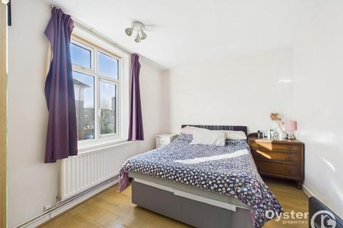1 bedroom flat for sale, The Limes Avenue, London, N11