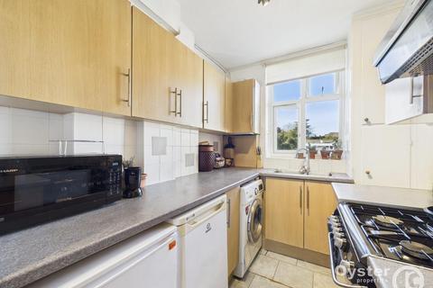 1 bedroom flat for sale, The Limes Avenue, London, N11