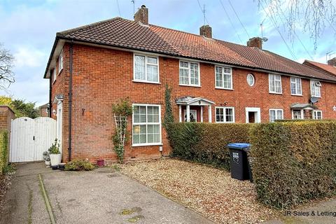 3 bedroom end of terrace house for sale, Beechfield Road, Welwyn Garden City