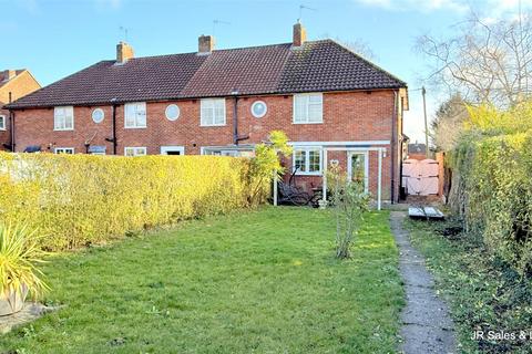 3 bedroom end of terrace house for sale, Beechfield Road, Welwyn Garden City