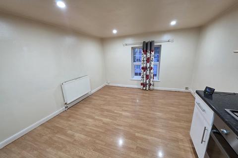 undefined, High Street Sutton, SM1 1NR, London SM1
