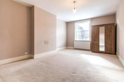 undefined, Sunny Grove, Morley LS27