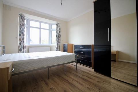 undefined, Kingsley Avenue, Southall