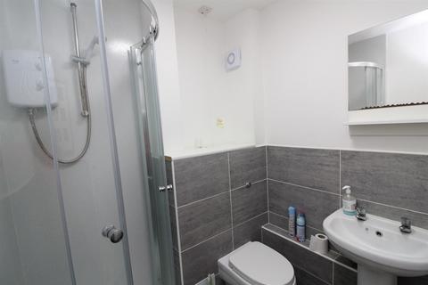 undefined, A Room in Bradwell Common Boulevard, Bradwell Common