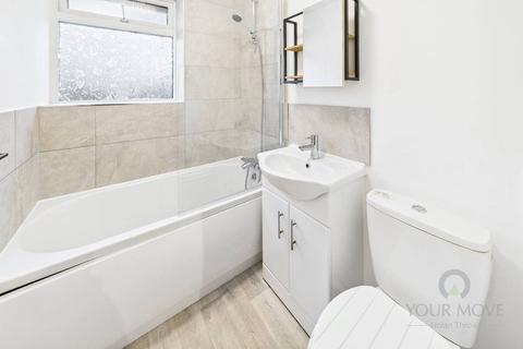 1 bedroom terraced house for sale, Meadow Gardens, Buckinghamshire MK18