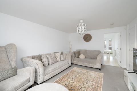 3 bedroom terraced house for sale, 69 Bonnybridge Drive, Edinburgh, EH15 3FB