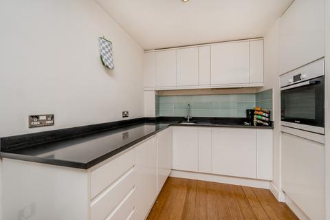 1 bedroom flat for sale, Windmill Lane, London, E15
