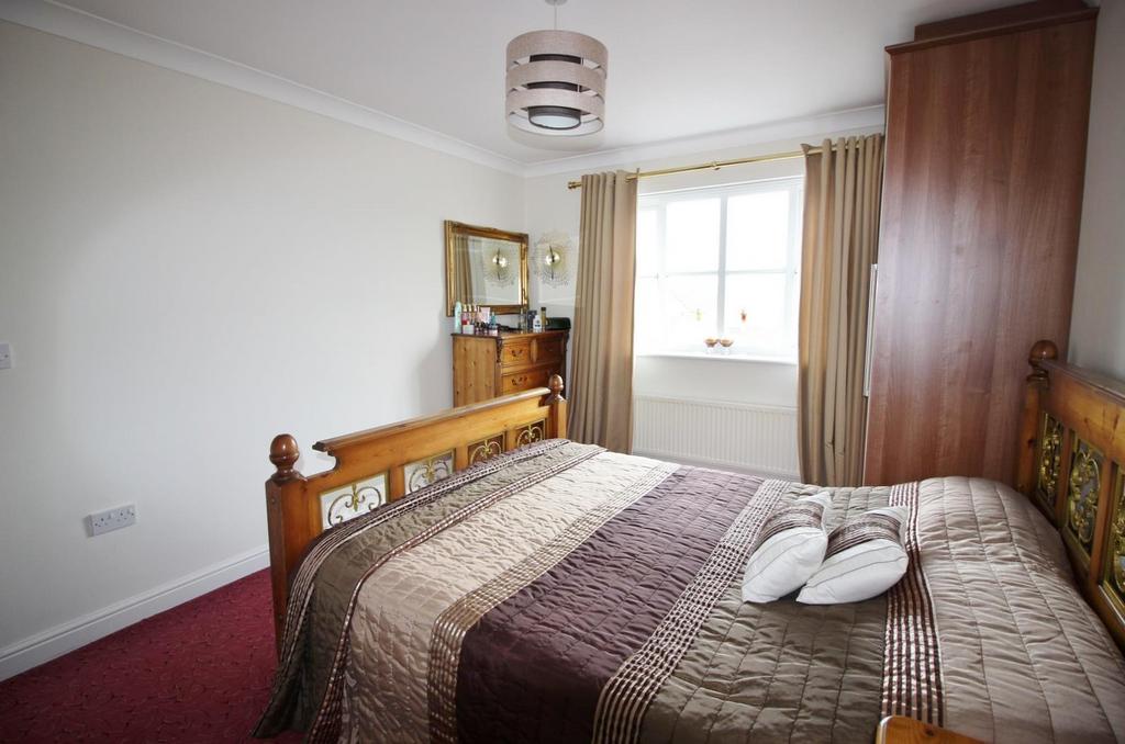 12 - bedroom 1.jpg