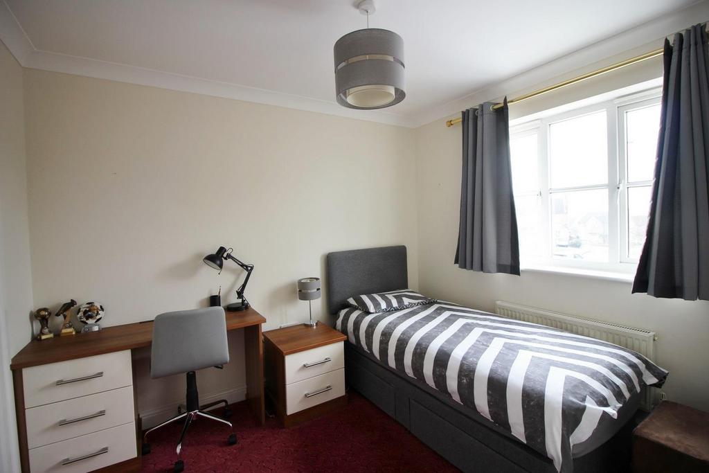15 - Bedroom 2.jpg