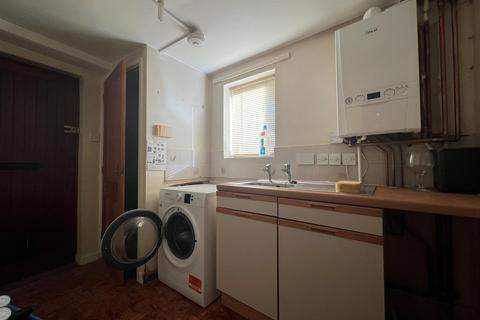 undefined, A Room in Church Green Road, Bletchley, Milton Keynes